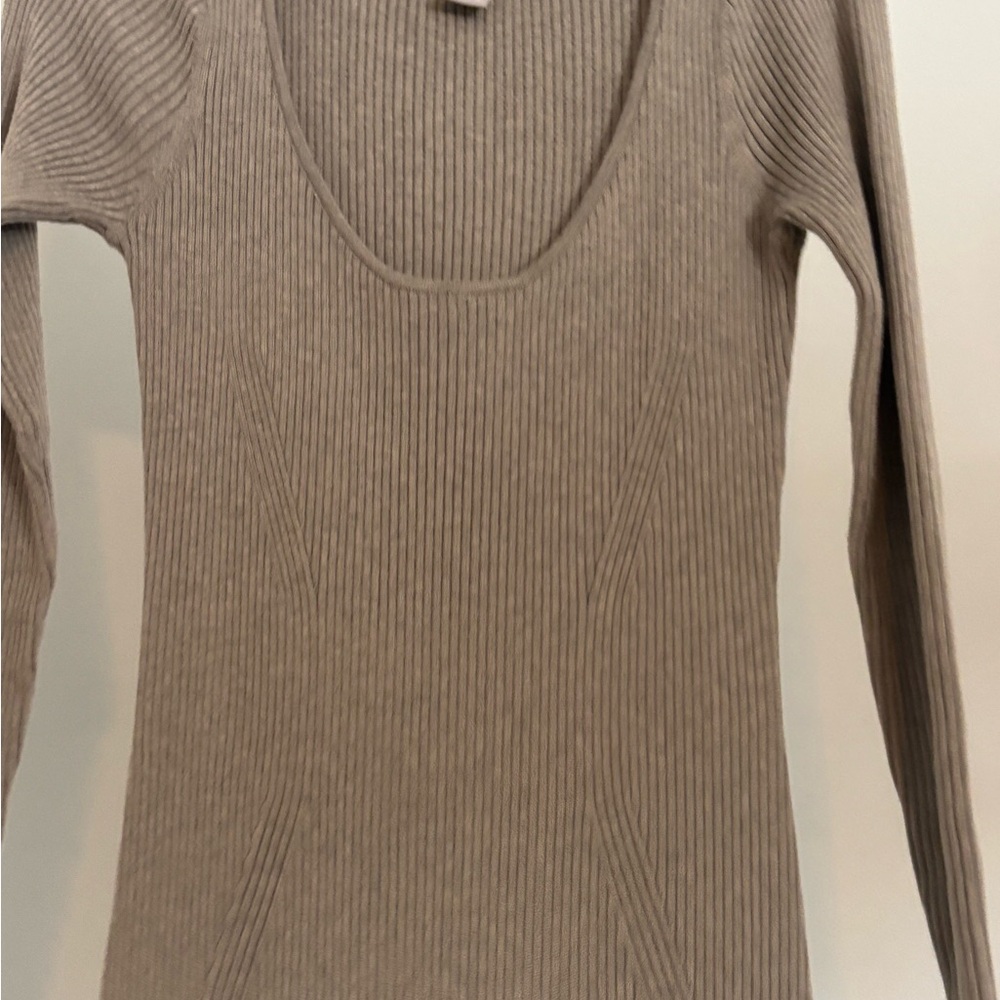 H&M Women's Ribbed Scoop Neck Sweater - Beige